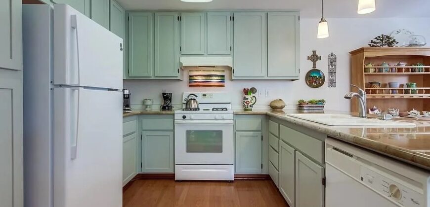 Condo at 14676 Via Fiesta, San Diego CA 92127